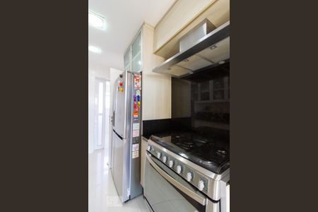 Apartamento para alugar com 220m², 3 quartos e 3 vagas Apartamento para alugar com 220m², 3 quartos e 3 vagasCozinha