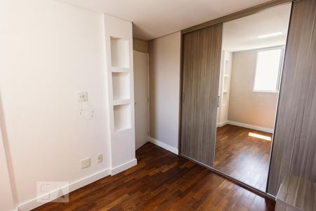 Quarto 1 de apartamento para alugar com 2 quartos, 53m² em Lapa, São Paulo