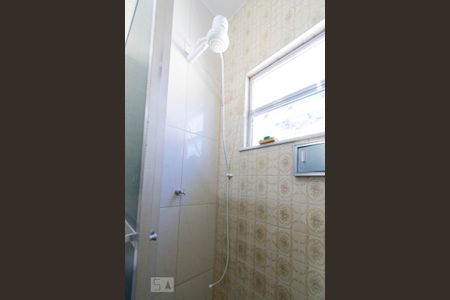 Casa de condomínio à venda com 175m², 3 quartos e 2 vagas Casa de condomínio à venda com 175m², 3 quartos e 2 vagasBanheiro Social