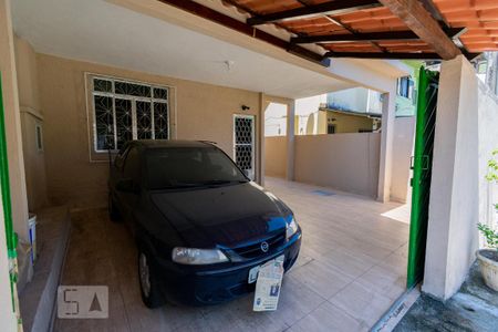 Casa de condomínio à venda com 175m², 3 quartos e 2 vagas Casa de condomínio à venda com 175m², 3 quartos e 2 vagasÁrea Externa