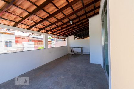 Casa de condomínio à venda com 175m², 3 quartos e 2 vagas Casa de condomínio à venda com 175m², 3 quartos e 2 vagasQuarto 2