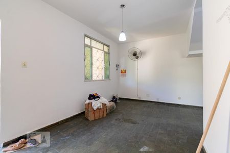 Sala de casa de condomínio à venda com 3 quartos, 175m² em Anil, Rio de Janeiro