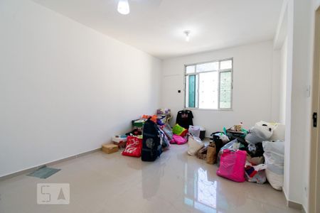 Casa de condomínio à venda com 175m², 3 quartos e 2 vagas Casa de condomínio à venda com 175m², 3 quartos e 2 vagasQuarto 3