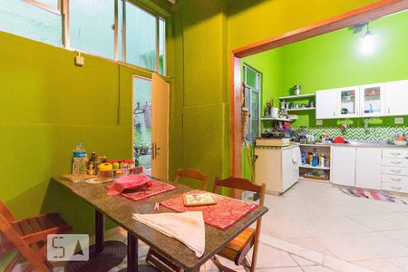 Casa à venda com 300m², 5 quartos e sem vagaCozinha