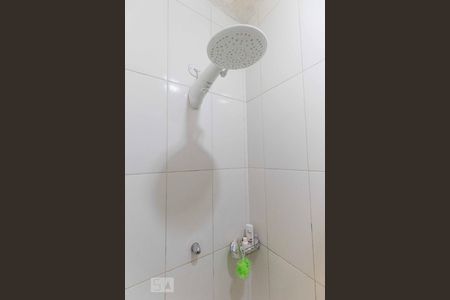 Casa à venda com 300m², 5 quartos e sem vagaBanheiro da Suíte 3 - Chuveiro elétrico