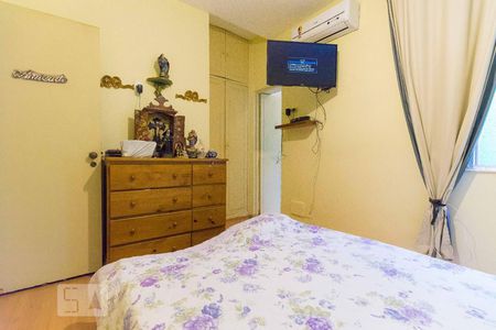 Casa à venda com 300m², 5 quartos e sem vagaSuíte 1 - Ar condicionado