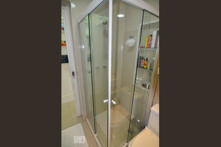 Apartamento à venda com 70m², 2 quartos e sem vagaBanheiro