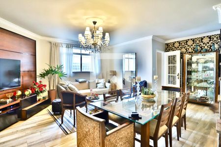 Sala de casa à venda com 3 quartos, 240m² em Vila Bertioga, São Paulo