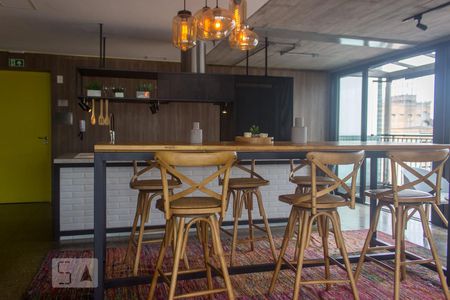 Studio para alugar com 29m², 1 quarto e sem vagaÁrea comum - Salão de festas