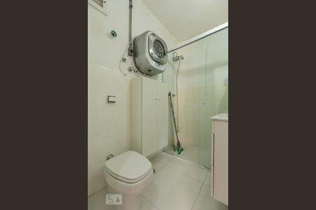Banheiro de apartamento para alugar com 1 quarto, 45m² em Centro, São Paulo