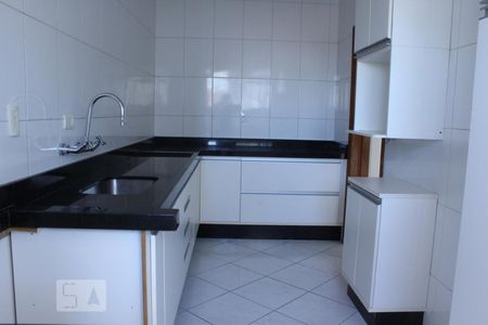 Apartamento à venda com 87m², 3 quartos e 2 vagasCozinha