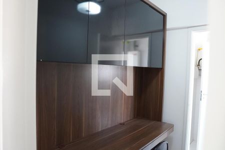 Escritório Armários de apartamento para alugar com 3 quartos, 88m² em Jardim Ampliação, São Paulo