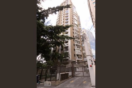 Fachada de apartamento para alugar com 2 quartos, 65m² em Vila Olímpia, São Paulo
