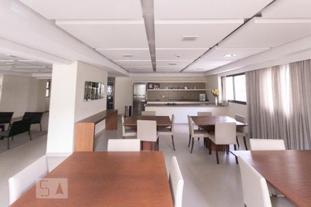 Apartamento para alugar com 65m², 2 quartos e 1 vaga Apartamento para alugar com 65m², 2 quartos e 1 vagaÁrea comum - Salão de festas