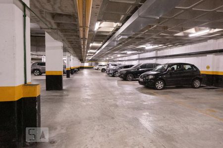 Apartamento para alugar com 65m², 2 quartos e 1 vaga Apartamento para alugar com 65m², 2 quartos e 1 vagaGaragem