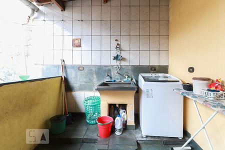 Casa à venda com 130m², 3 quartos e 2 vagas Casa à venda com 130m², 3 quartos e 2 vagasÁrea de Serviço