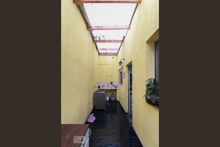 Casa à venda com 130m², 3 quartos e 2 vagas Casa à venda com 130m², 3 quartos e 2 vagasCorredor