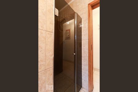 Casa à venda com 130m², 3 quartos e 2 vagas Casa à venda com 130m², 3 quartos e 2 vagasBanheiro