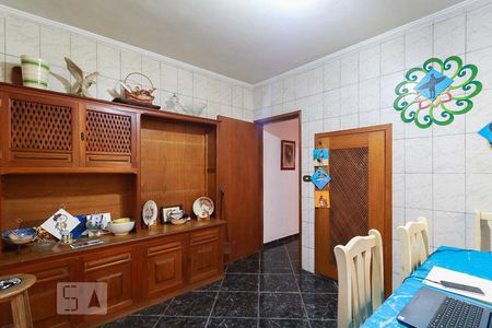 Casa à venda com 130m², 3 quartos e 2 vagas Casa à venda com 130m², 3 quartos e 2 vagasCopa