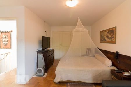 Casa à venda com 160m², 3 quartos e 2 vagasSuíte