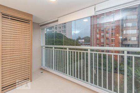 Varanda de apartamento para alugar com 2 quartos, 51m² em Santo Amaro, São Paulo