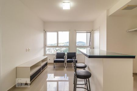 Sala de apartamento à venda com 1 quarto, 43m² em Melville Empresarial Ii, Barueri