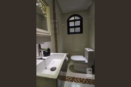 Casa à venda com 180m², 4 quartos e 3 vagasLavabo