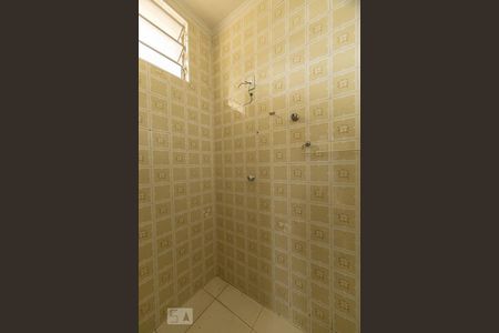 Casa à venda com 360m², 3 quartos e 6 vagasBanheiro Suite 1