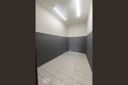 Casa à venda com 360m², 3 quartos e 6 vagasQuarto de Serviço