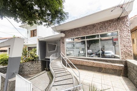 Casa à venda com 360m², 3 quartos e 6 vagasFachada