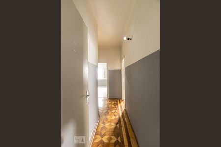 Corredor de casa à venda com 3 quartos, 360m² em Cidade Mãe do Céu, São Paulo