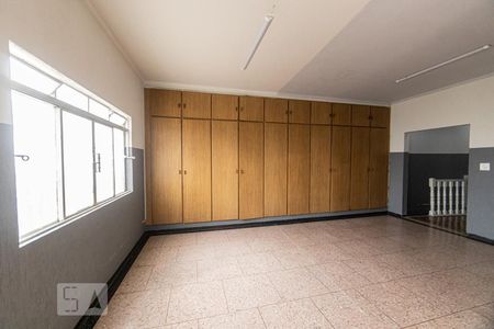 Casa à venda com 360m², 3 quartos e 6 vagasCozinha