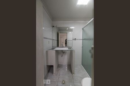 Casa à venda com 360m², 3 quartos e 6 vagasBanheiro Suite 2