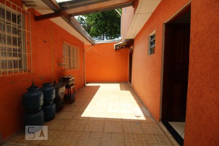 Casa à venda com 72m², 2 quartos e 1 vagaQuintal para varal