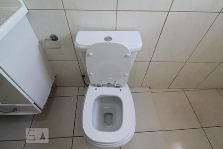 Casa à venda com 72m², 2 quartos e 1 vagaBanheiro 1