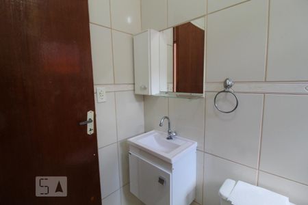 Casa à venda com 72m², 2 quartos e 1 vagaBanheiro 2 espelho pia armário