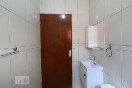 Casa à venda com 72m², 2 quartos e 1 vagaBanheiro 2