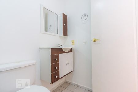 Banheiro de apartamento para alugar com 2 quartos, 50m² em Parque Italia, Campinas