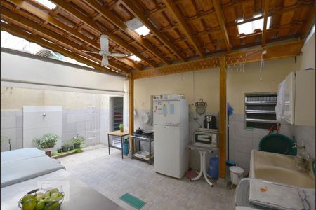 Casa à venda com 100m², 2 quartos e sem vaga Casa à venda com 100m², 2 quartos e sem vagaArea de Serviço