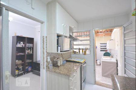 Casa à venda com 100m², 2 quartos e sem vaga Casa à venda com 100m², 2 quartos e sem vagaCozinha