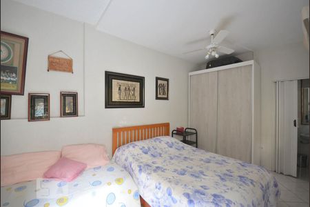 Casa à venda com 100m², 2 quartos e sem vaga Casa à venda com 100m², 2 quartos e sem vagaEdicula