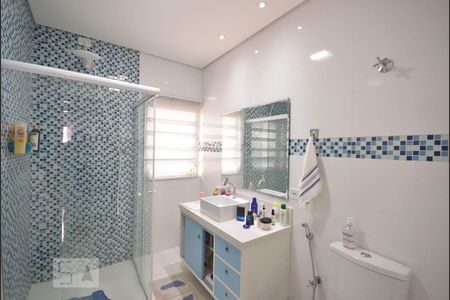 Casa à venda com 100m², 2 quartos e sem vaga Casa à venda com 100m², 2 quartos e sem vagaBanheiro