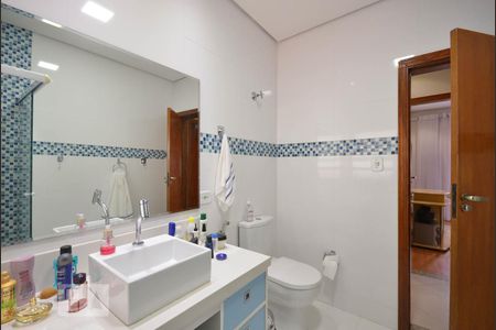 Casa à venda com 100m², 2 quartos e sem vaga Casa à venda com 100m², 2 quartos e sem vagaBanheiro