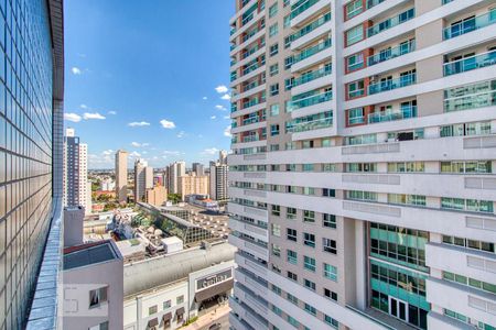 Vista da Sala de apartamento para alugar com 2 quartos, 69m² em Centro, Curitiba