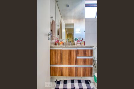 Apartamento para alugar com 69m², 2 quartos e 1 vagaBanheiro