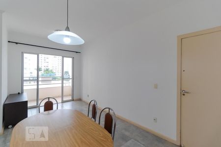 Apartamento à venda com 80m², 3 quartos e 1 vaga Apartamento à venda com 80m², 3 quartos e 1 vagaSalas