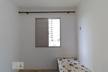 Apartamento à venda com 80m², 3 quartos e 1 vaga Apartamento à venda com 80m², 3 quartos e 1 vagaQuarto 02