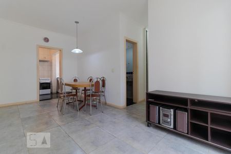 Apartamento à venda com 80m², 3 quartos e 1 vaga Apartamento à venda com 80m², 3 quartos e 1 vagaSalas