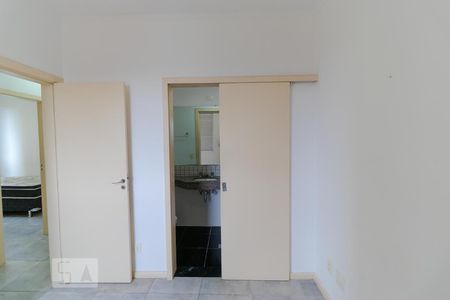Apartamento à venda com 80m², 3 quartos e 1 vaga Apartamento à venda com 80m², 3 quartos e 1 vagaSuíte