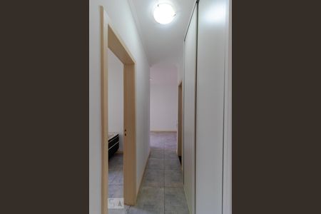 Apartamento à venda com 80m², 3 quartos e 1 vaga Apartamento à venda com 80m², 3 quartos e 1 vagaCorredor